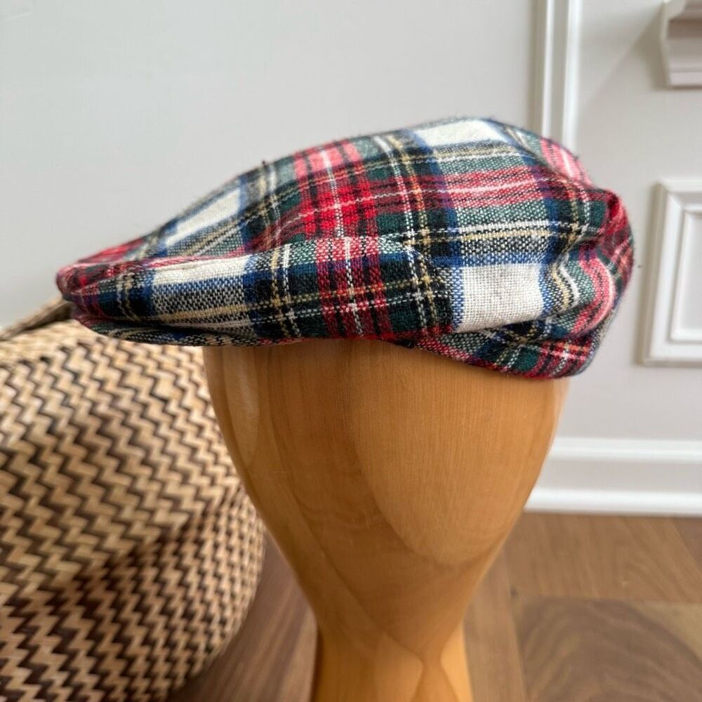 Vintage Country Gentleman Ivory Red Plaid Wool Newsboy Hat L